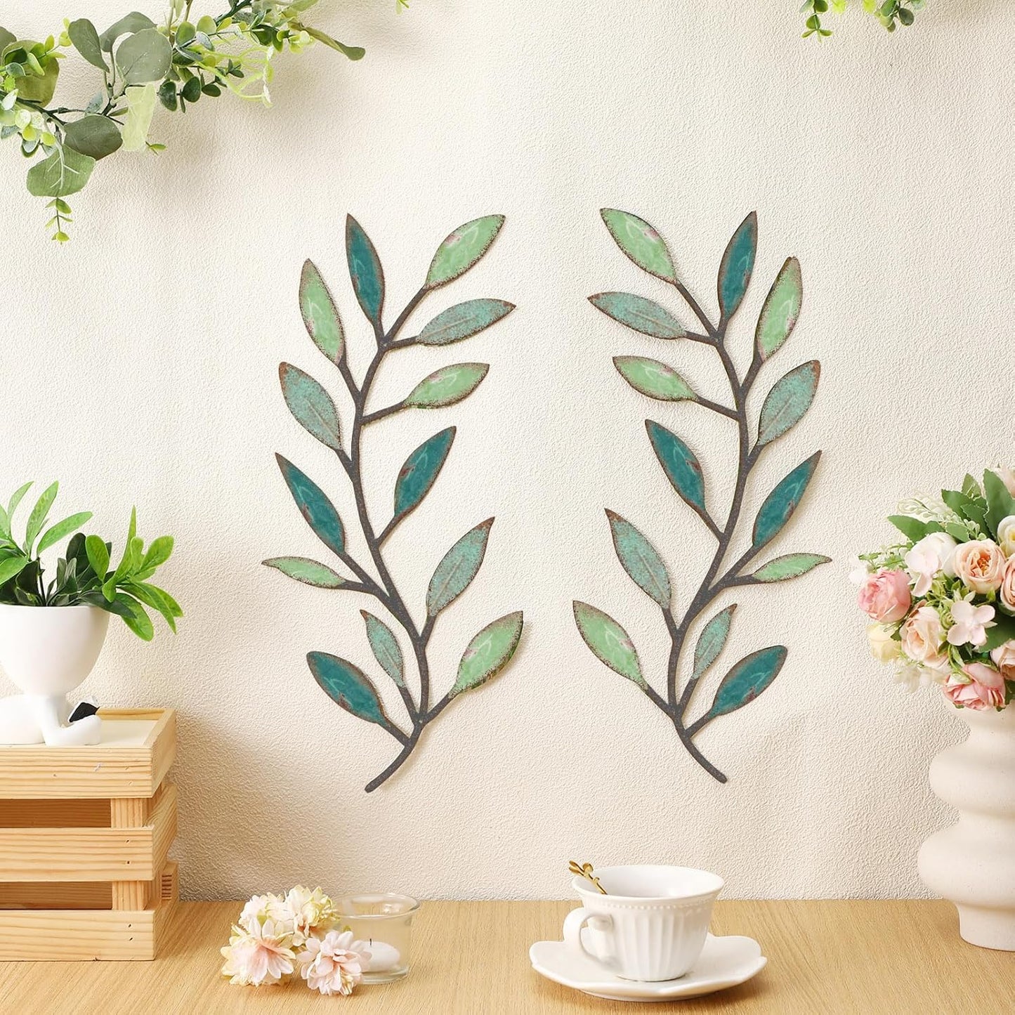 2 Pieces Metal Tree Leaf Wall Decor Vine Olive Branch Leaf Wall Art Living Room, Hallway Wall Decor Outdoor Decoration(Gradient Green)